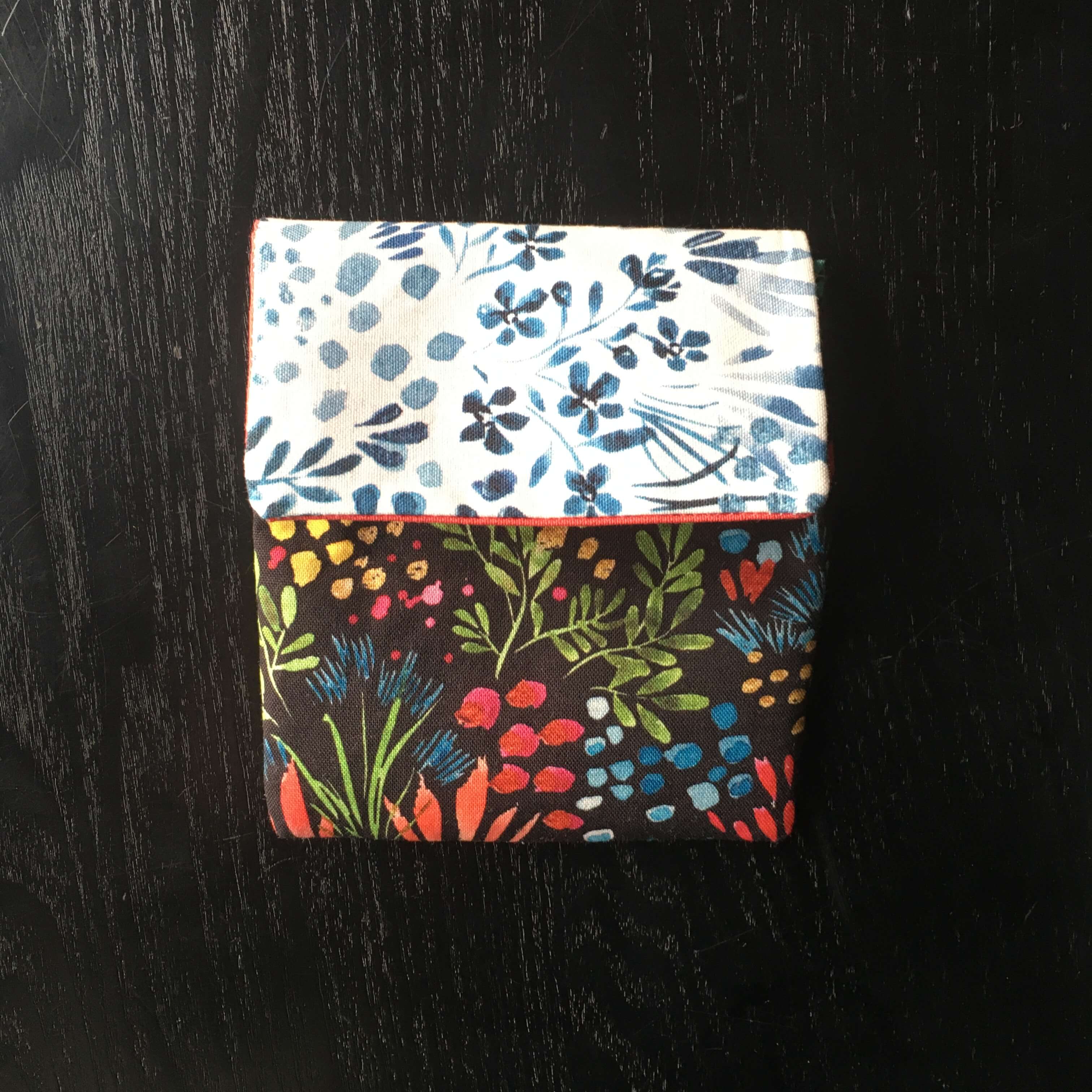 Moody bloom purse
